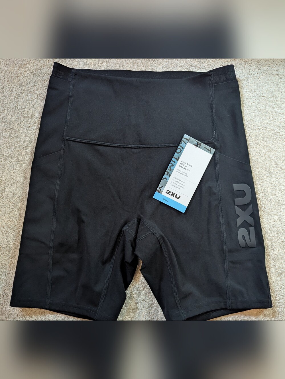 $40 2XU Size M NWT - Form Stash Hi-Rise Bike Shorts Running Workouts Pockets!